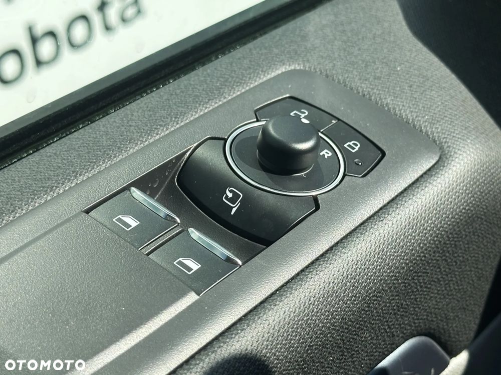 Ford Tourneo - 23