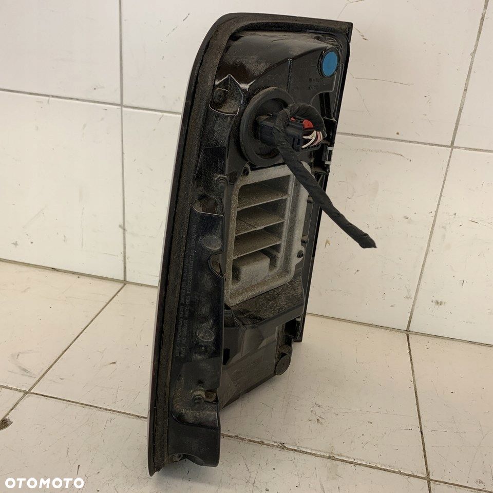 Lampa Tył Tylna Prawa Oryginalna Kpl. Dodge Ram V 1500 Limitde 21R - 6