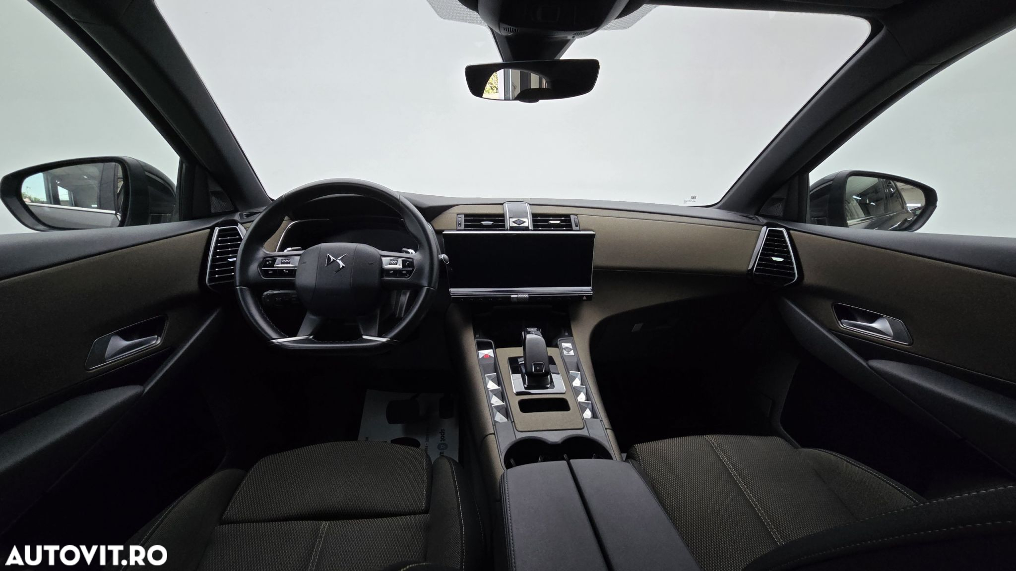 DS Automobiles DS 7 Crossback - 13