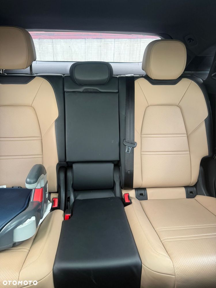 Porsche Cayenne S E-Hybrid PHEV Black Edition - 18