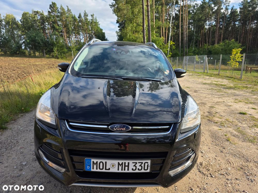 Ford Kuga 1.5 EcoBoost 2x4 Titanium - 6