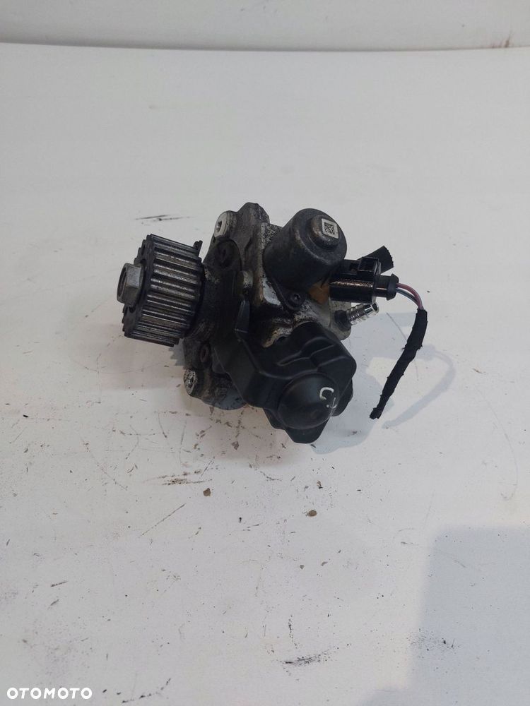 fabia iii rapid ibiza 6j polo 6r audi a1 1.4 tdi pompa wtryskowa 04b130755f - 1