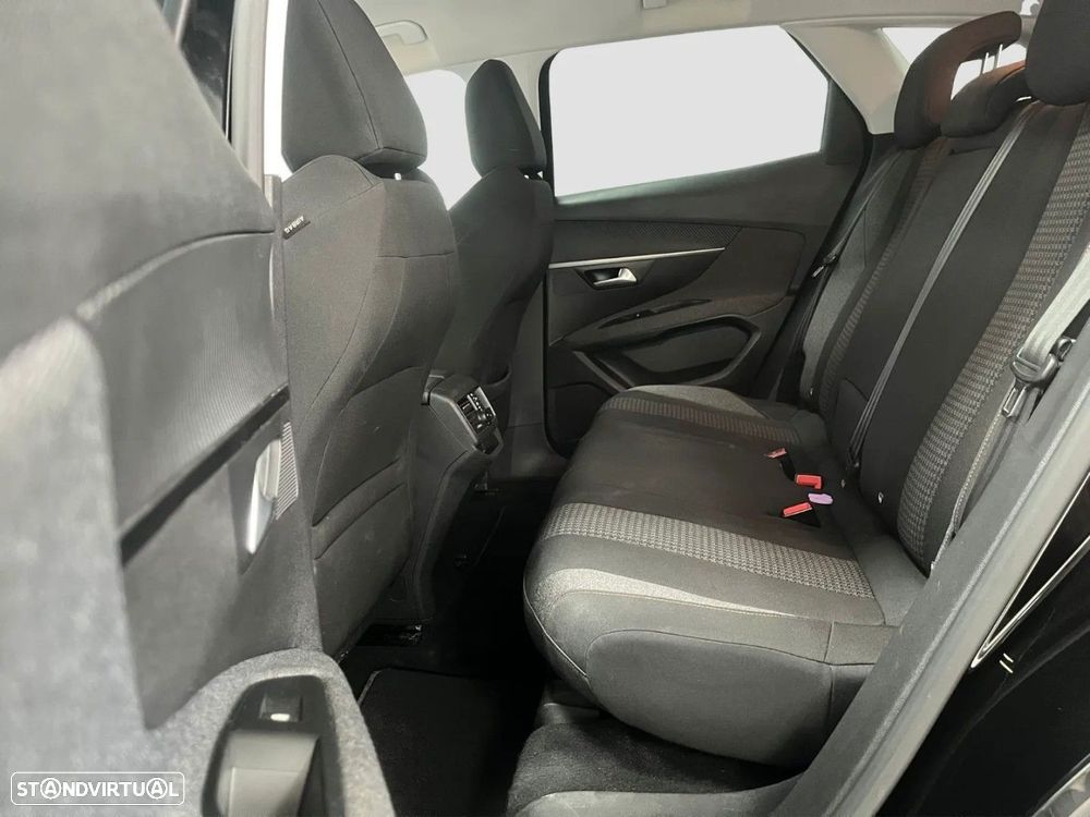 Peugeot 3008 PureTech 130 Stop & Start GPF EAT8 Active Business-Pack - 11