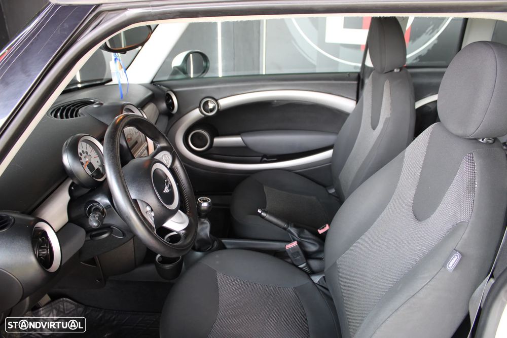 MINI Clubman One - 27