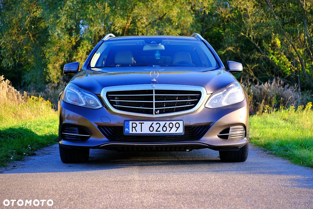 Mercedes-Benz Klasa E 400 4-Matic Elegance - 3