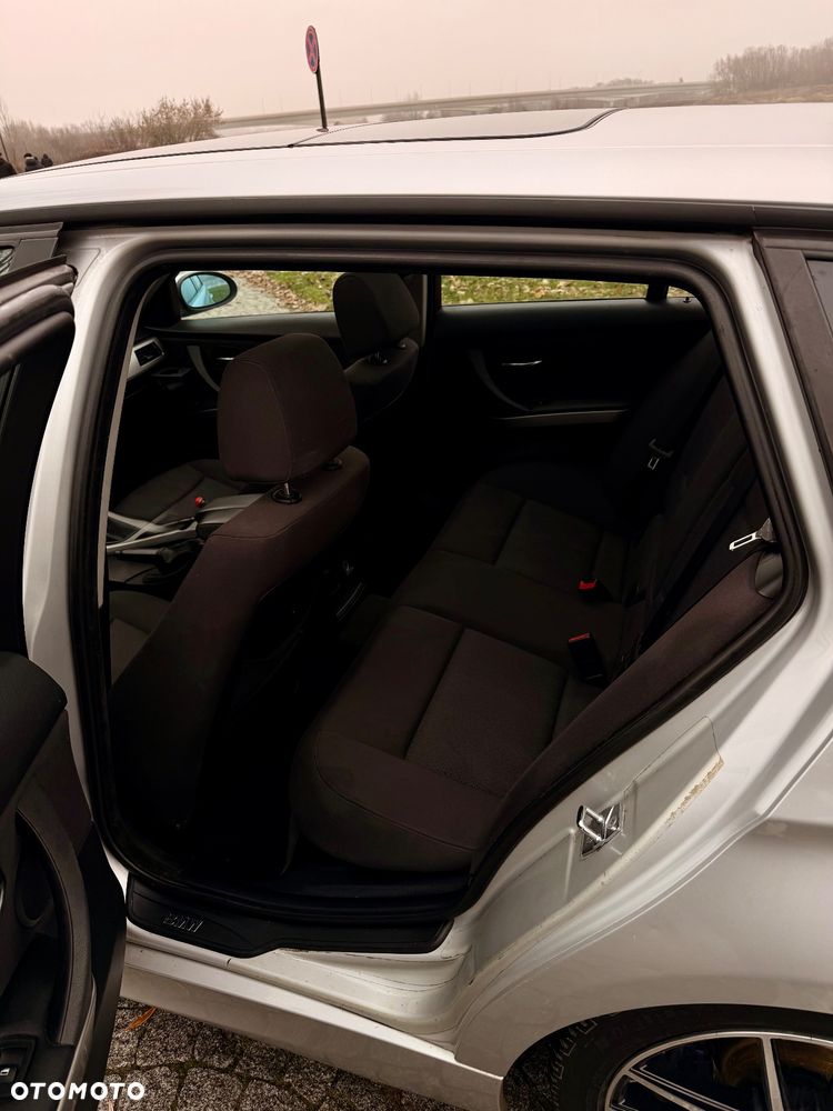 BMW Seria 3 320d - 9