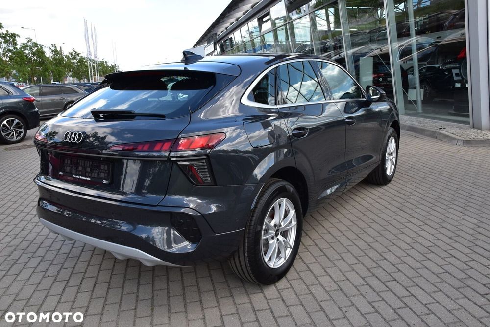 Audi Q3 Sportback - 7
