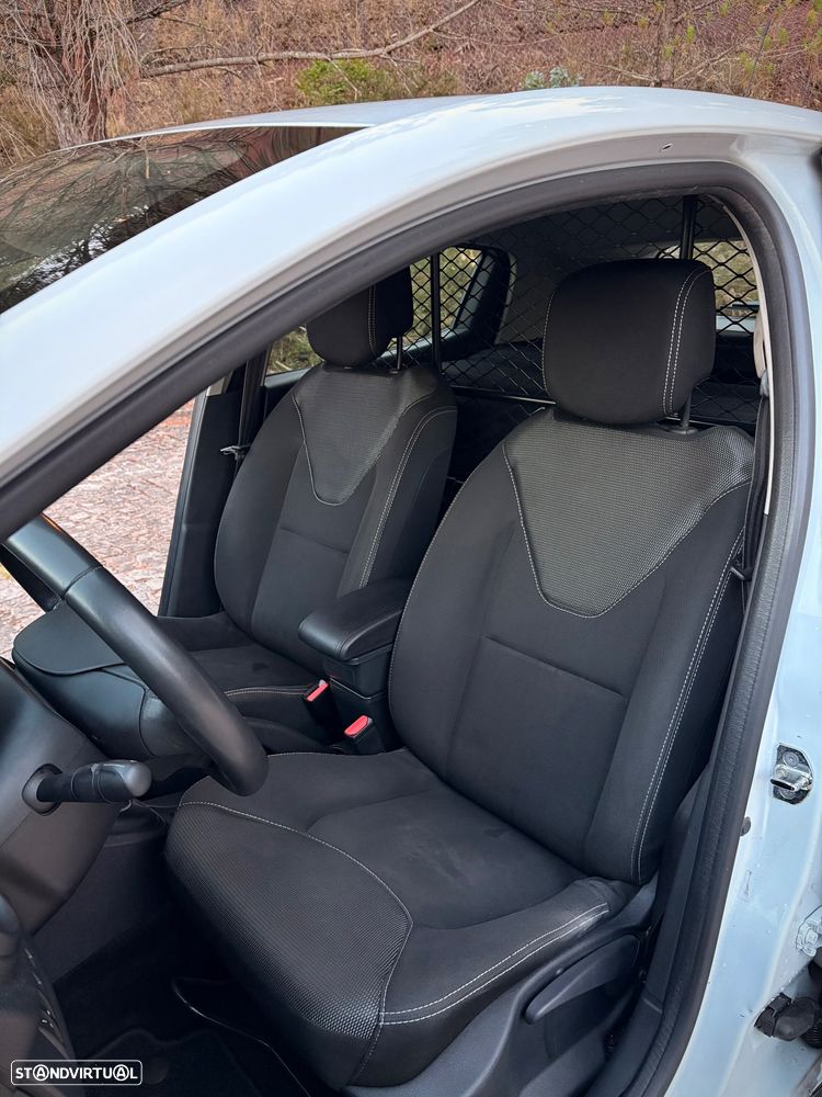 Renault Clio - 23