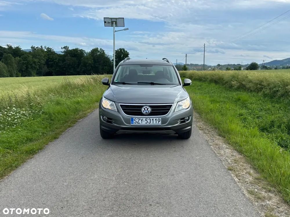Volkswagen Tiguan - 2