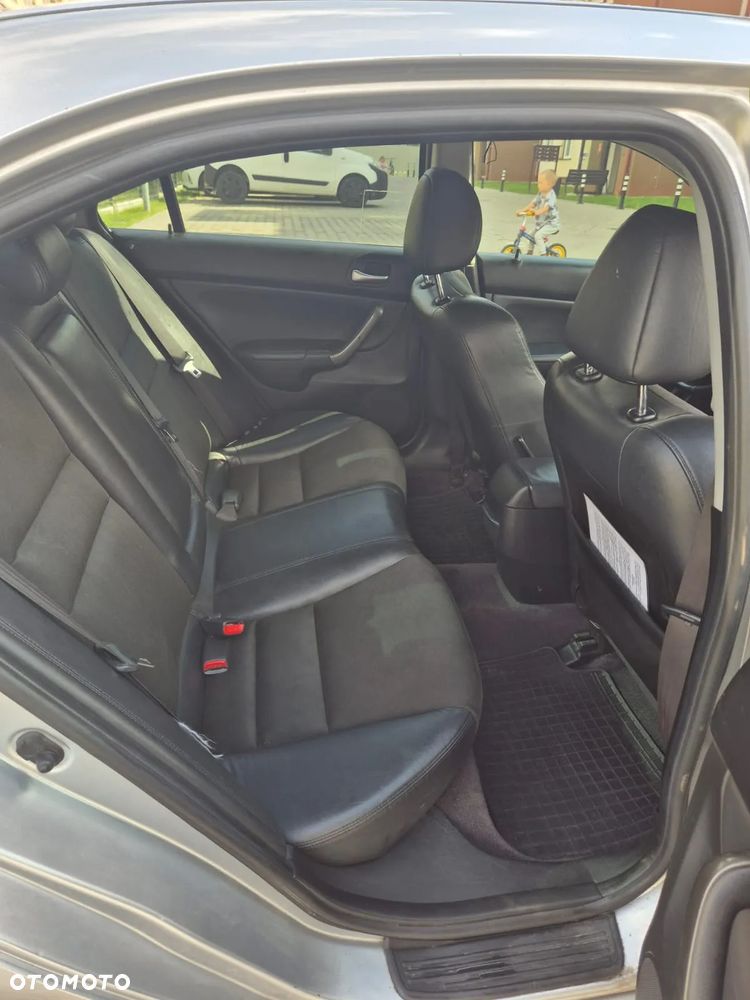 Honda Accord 2.0 Executive - 5