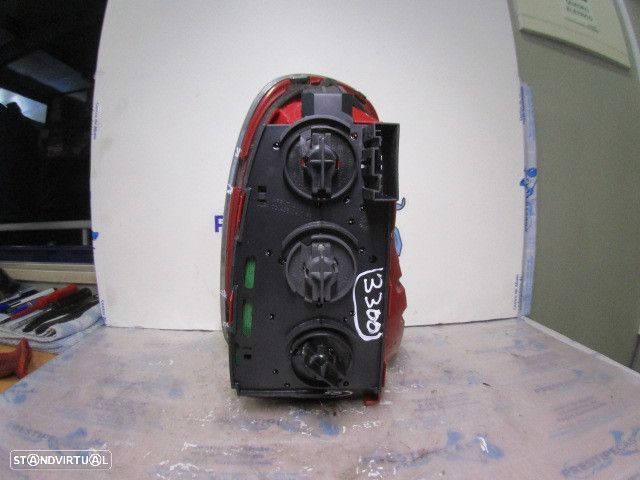 Farol Tras 725591205 MINI R56 2013 1.6I 75CV 3P PRETO DRT ORIGINAL DANIFICADO - 4