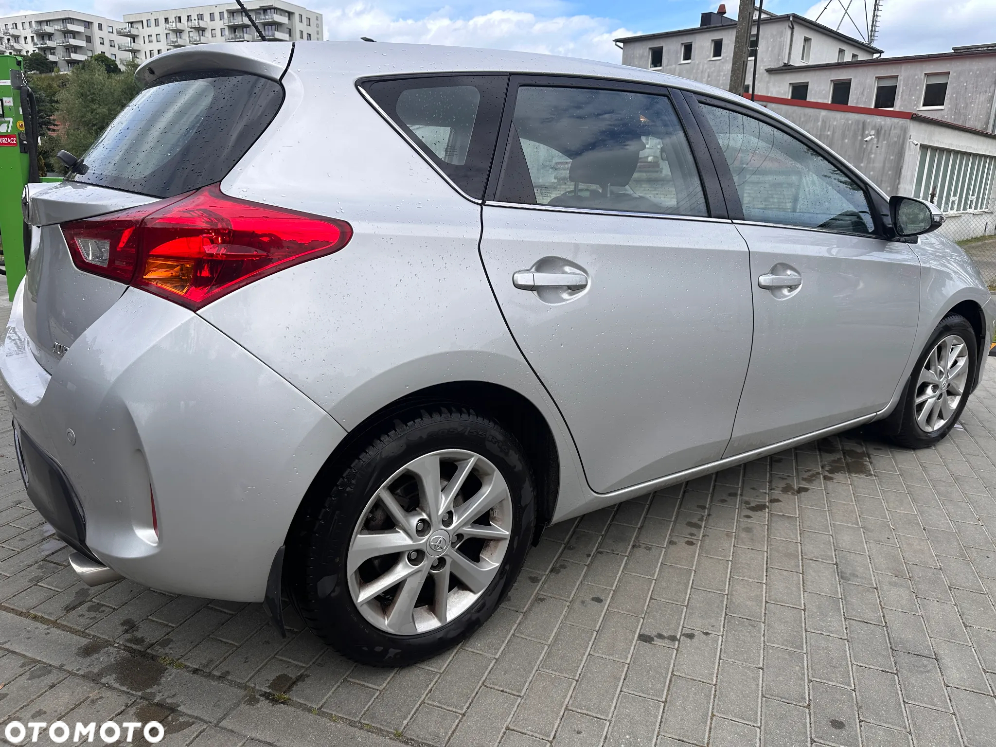 Toyota Auris 1.6 Premium Comfort - 7