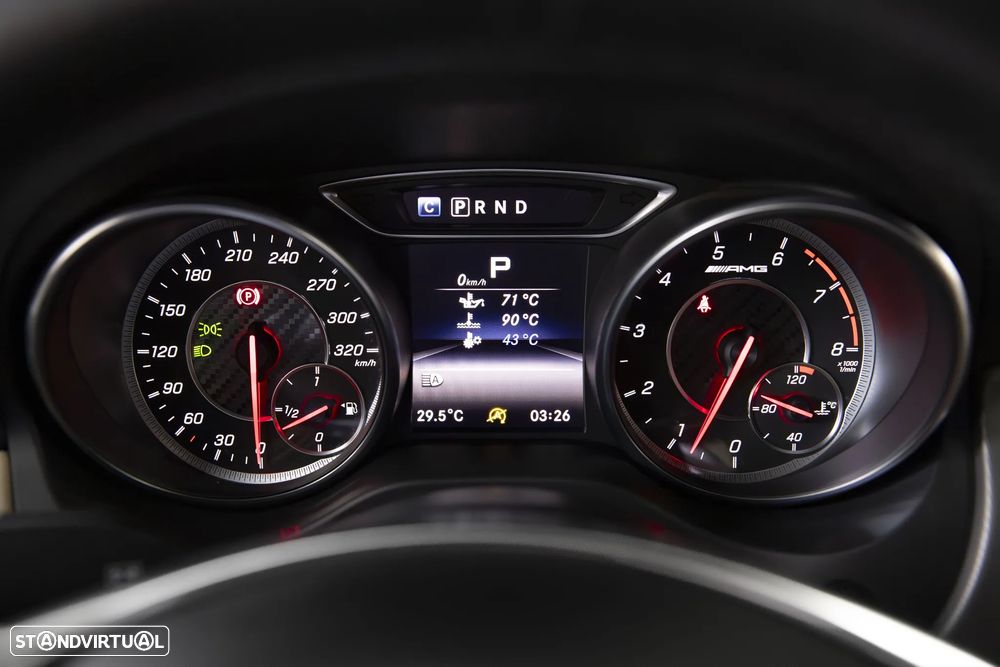 Mercedes-Benz CLA 45 AMG 4Matic Speedshift DCT 7G Night Edition - 42