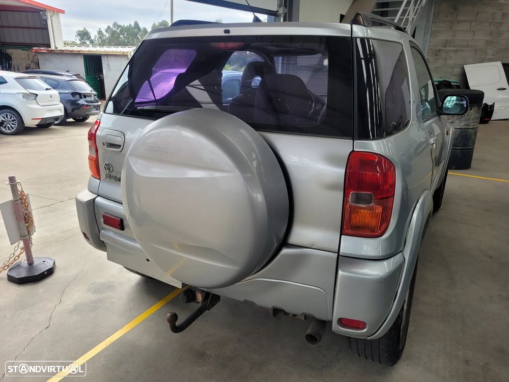 Toyota Rav 4 2003 para peças - 2