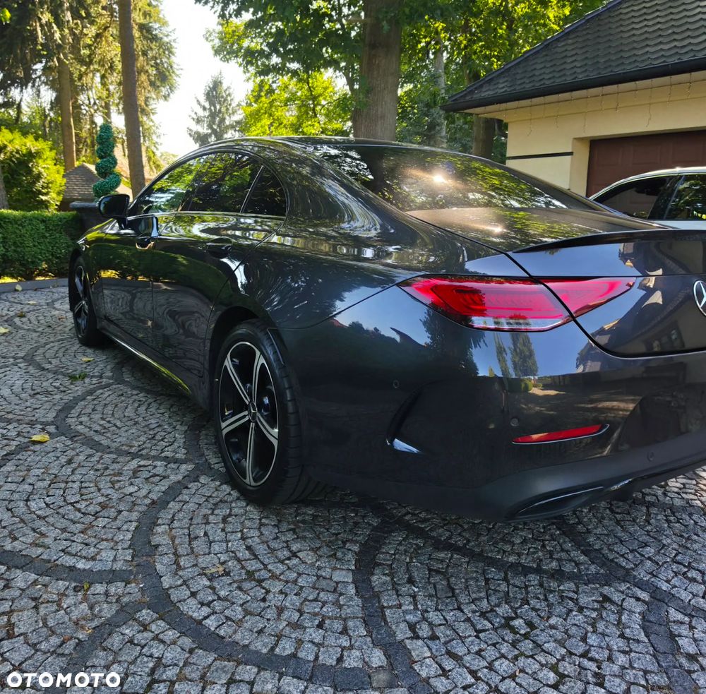 Mercedes-Benz CLS - 4