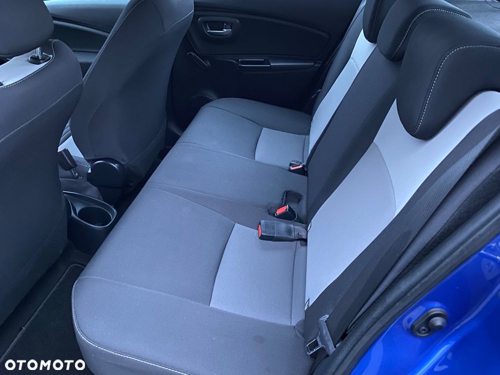 Toyota Yaris 1.5 VVT-i Team Deutschland - 17