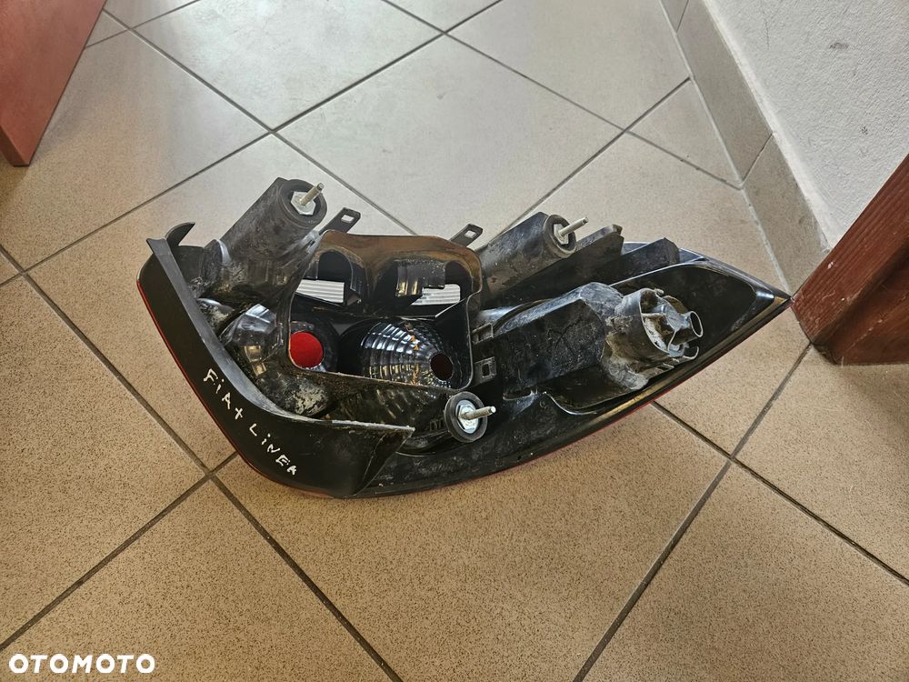 LAMPA PRAWA TYLNA FIAT LINEA 20190748RH - 3