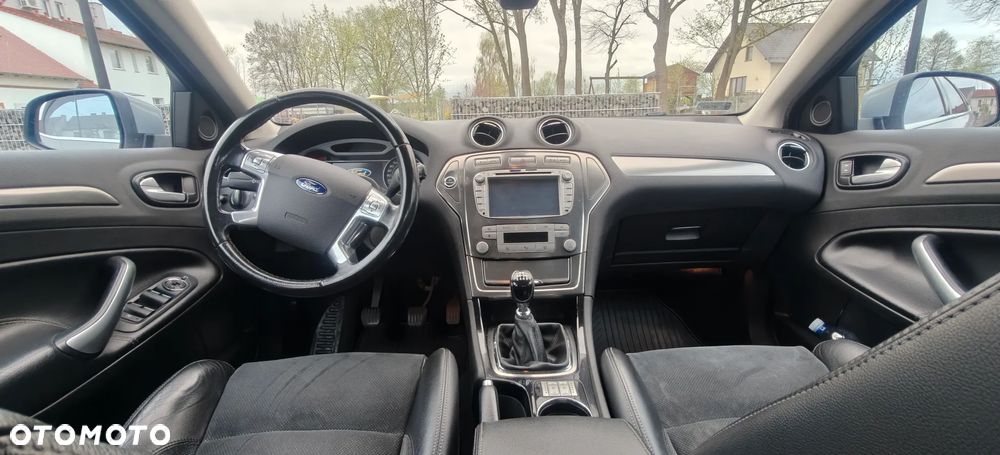 Ford Mondeo 2.2 TDCi Titanium - 12