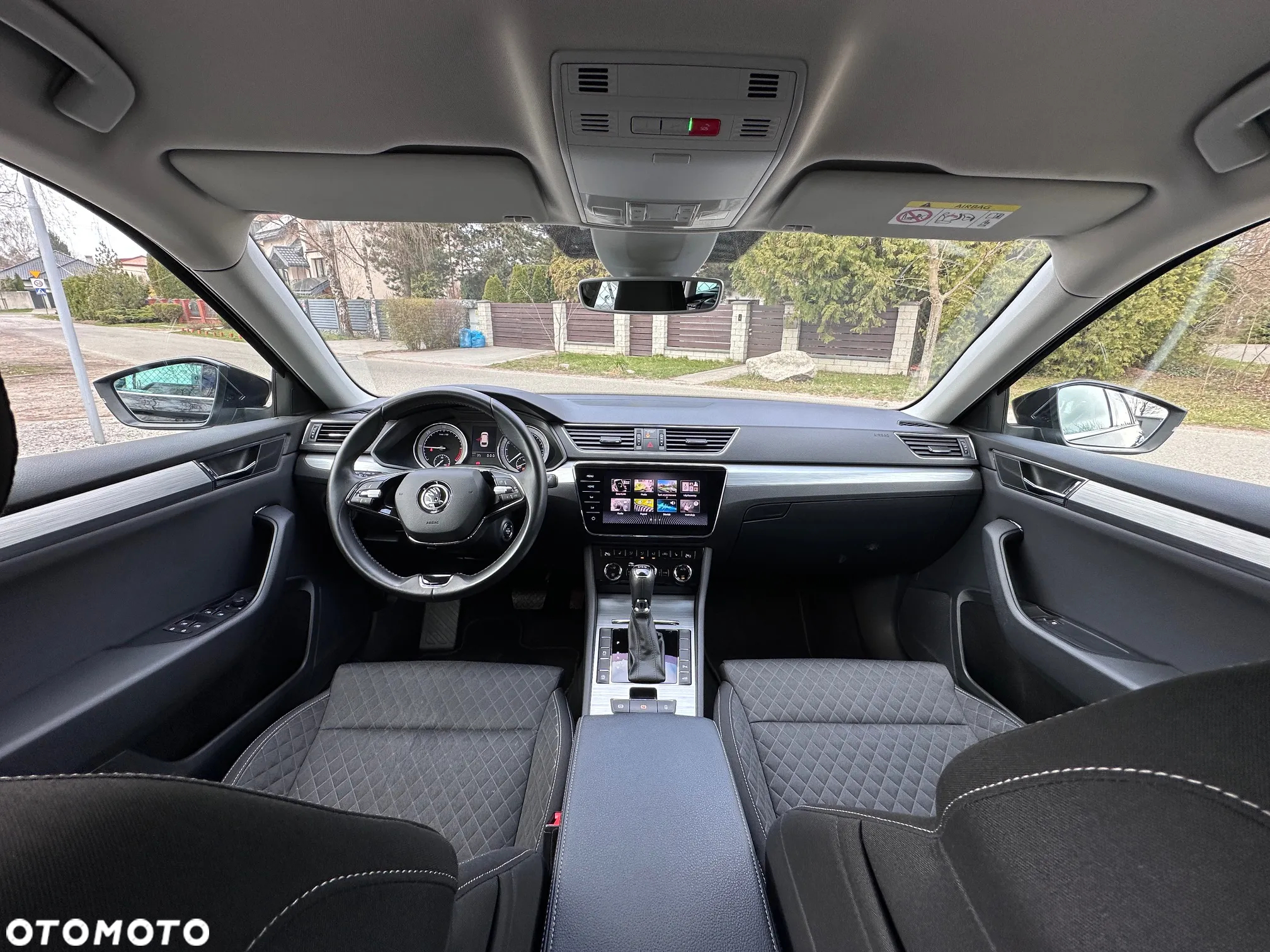 Skoda Superb 2.0 TDI SCR Ambition DSG - 28