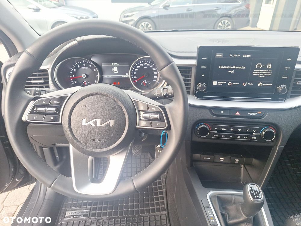 Kia XCeed 1.5 T-GDI M - 12