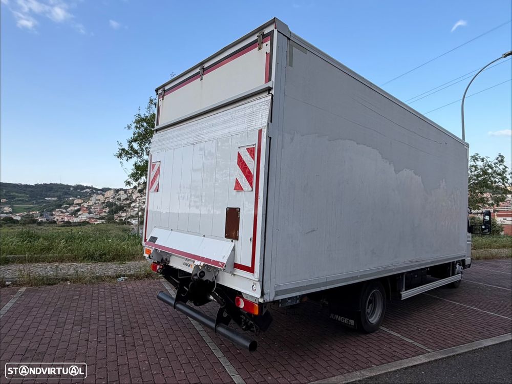 Mitsubishi Canter Fuso 7C15 - 8