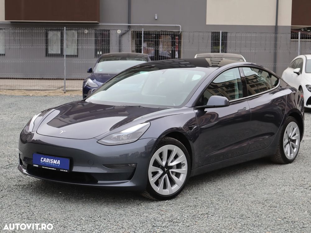 Tesla Model 3 AWD Long Range - 9