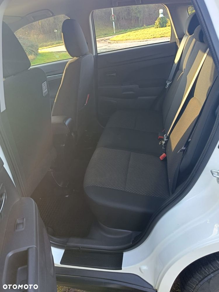 Mitsubishi ASX 1.6 Inform EU6 - 15