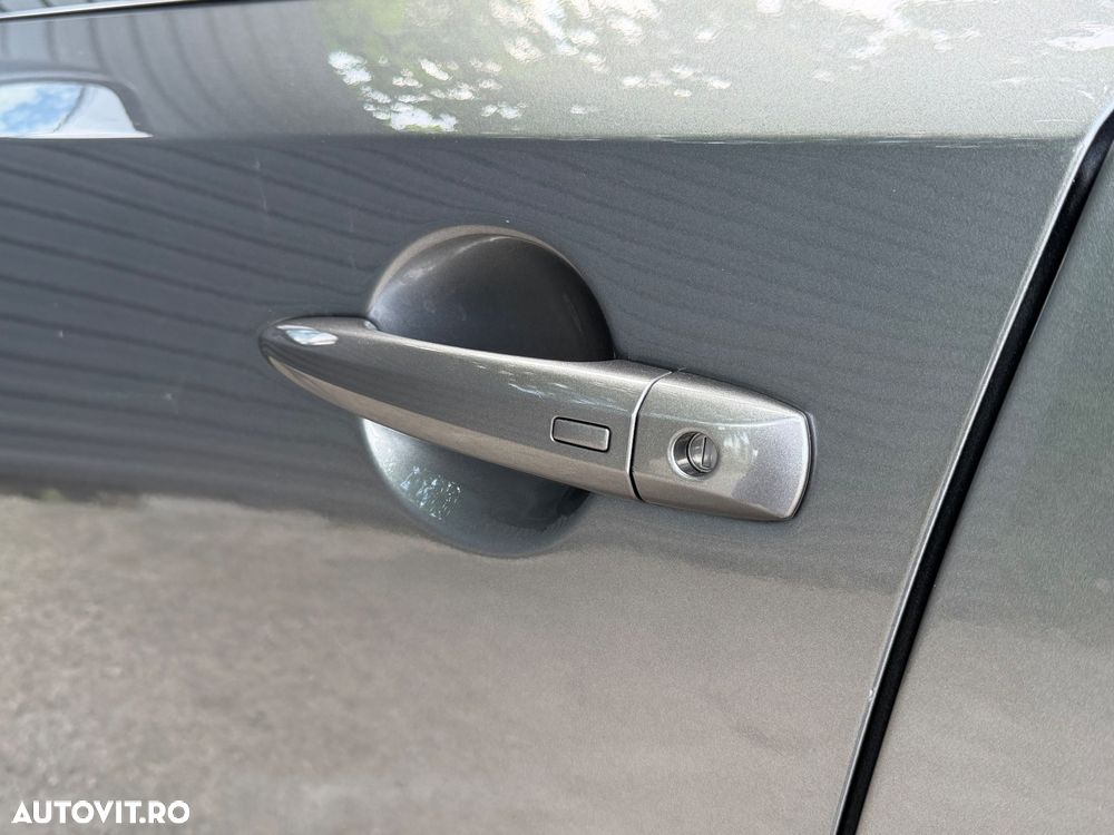 Nissan Qashqai 1.3 DIG-T MHEV Xtronic N-Connecta - 31