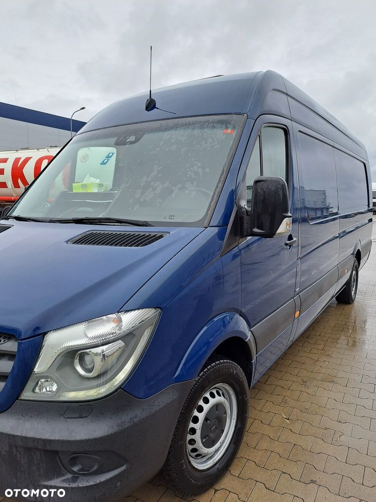 Mercedes-Benz SPRINTER - 2