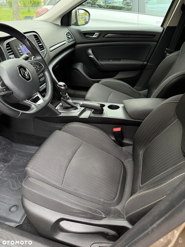 Renault Megane 1.6 SCe Zen - 14
