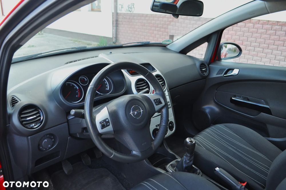 Opel Corsa 1.4 16V Enjoy - 13