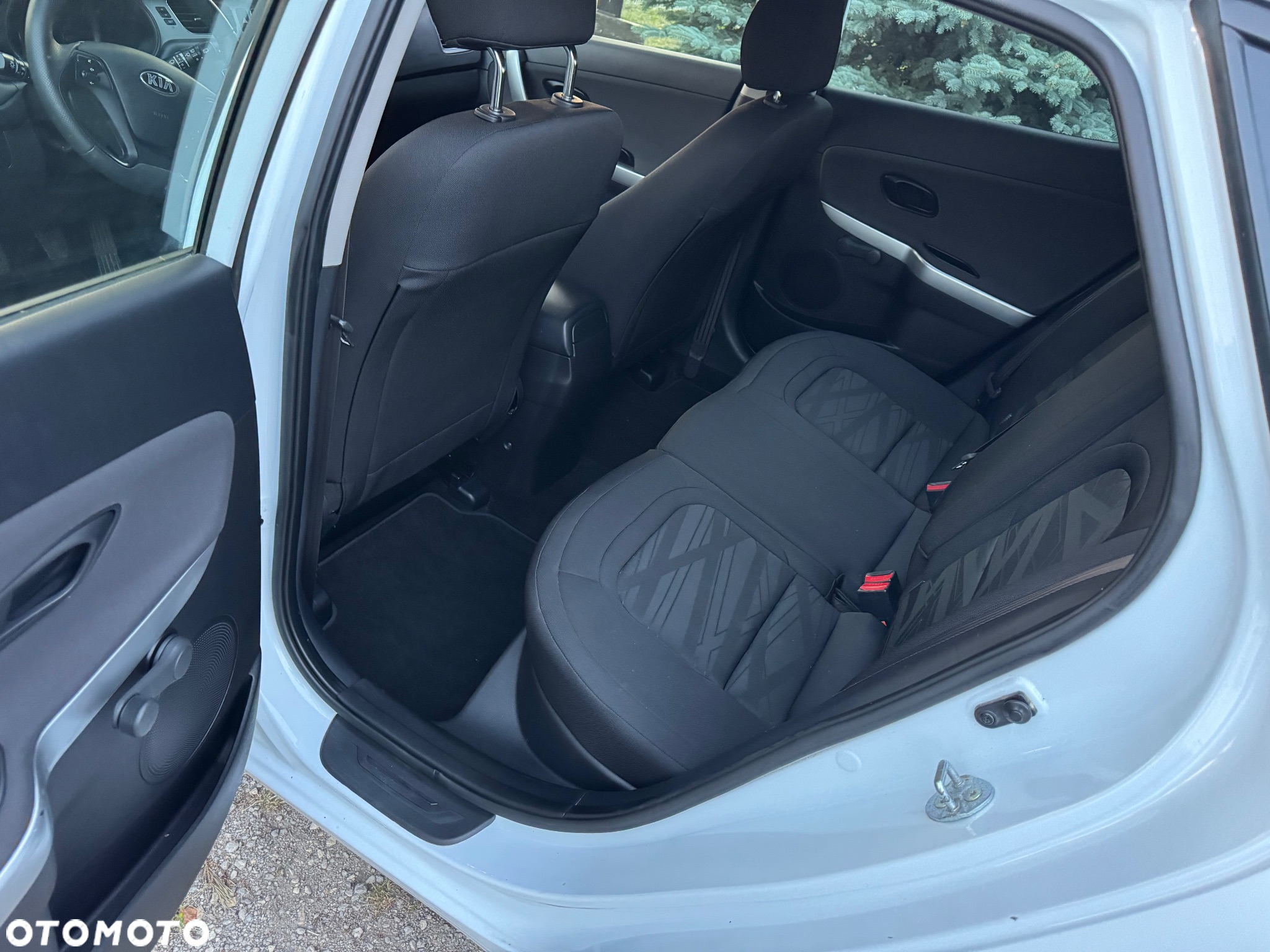 Kia Ceed - 7