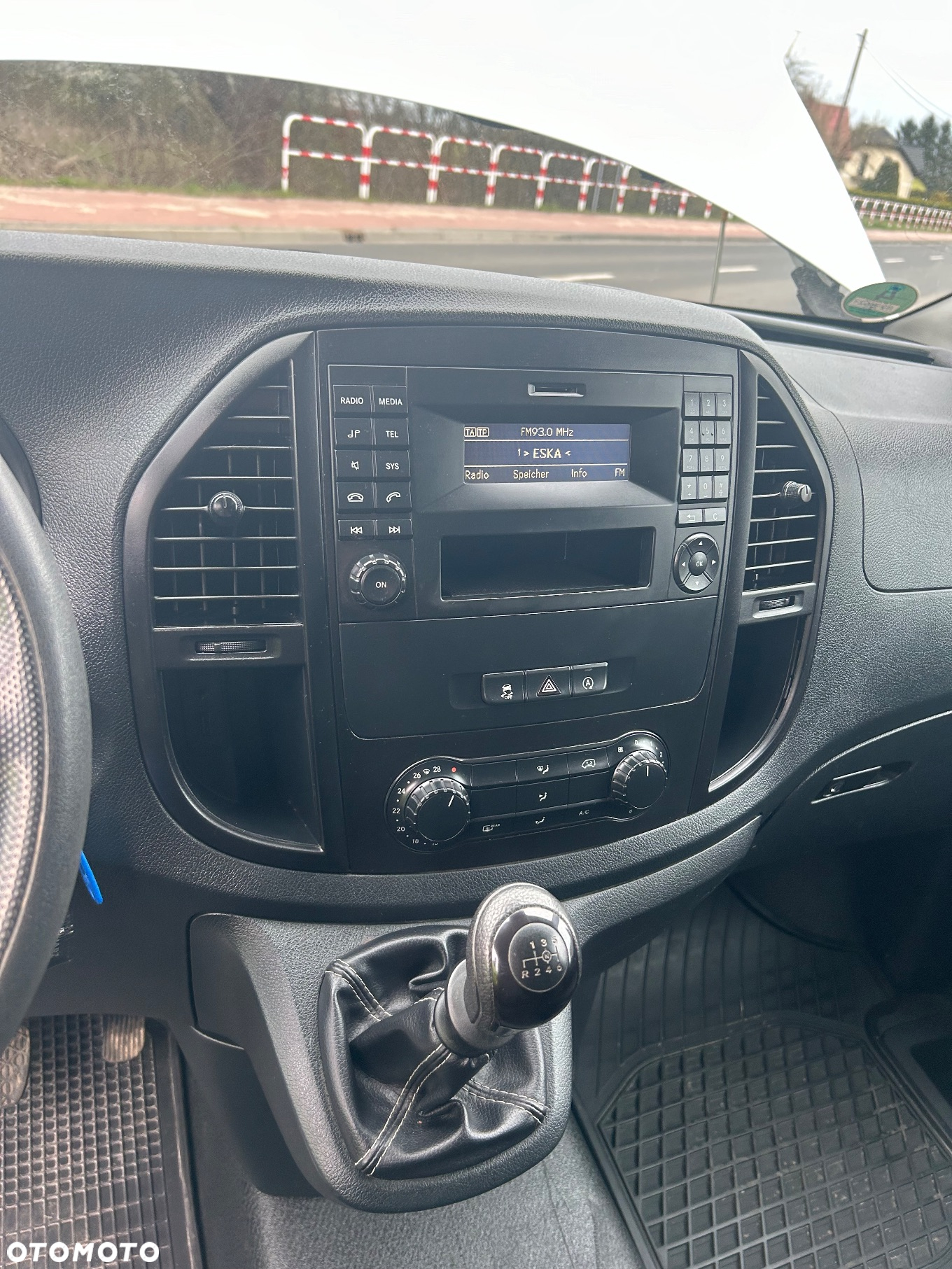 Mercedes-Benz Vito - 16