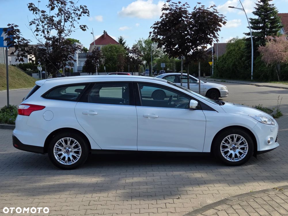 Ford Focus 1.6 TDCi DPF SYNC Edition - 2