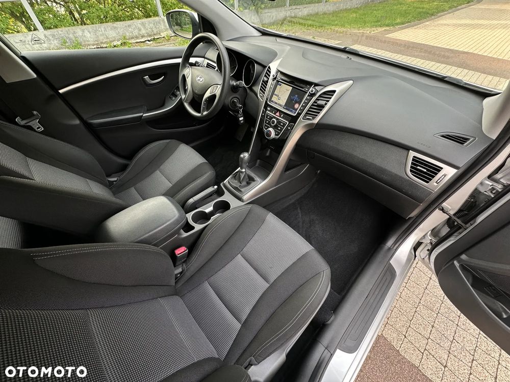 Hyundai i30 1.4 CRDi Comfort - 8