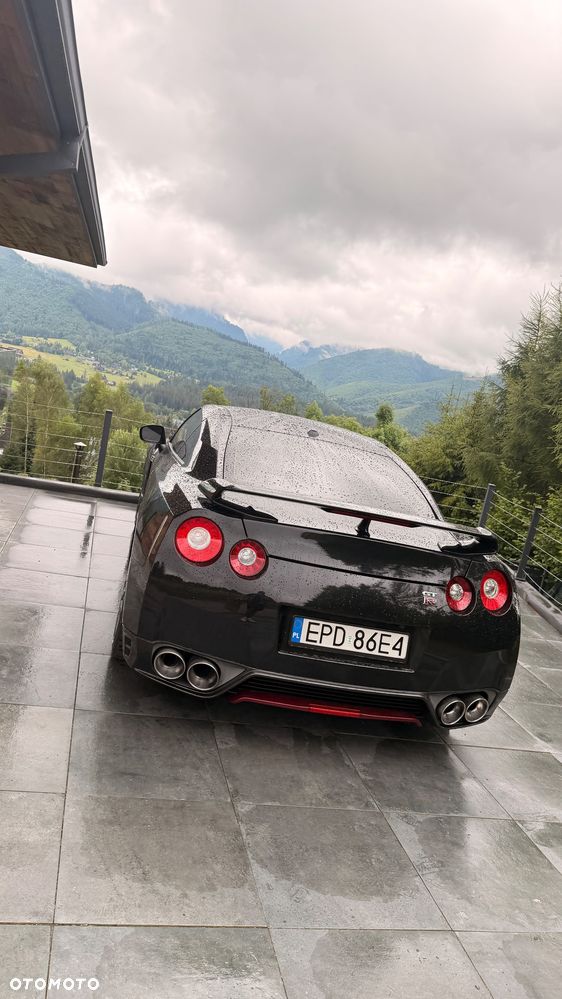 Nissan GT-R - 18