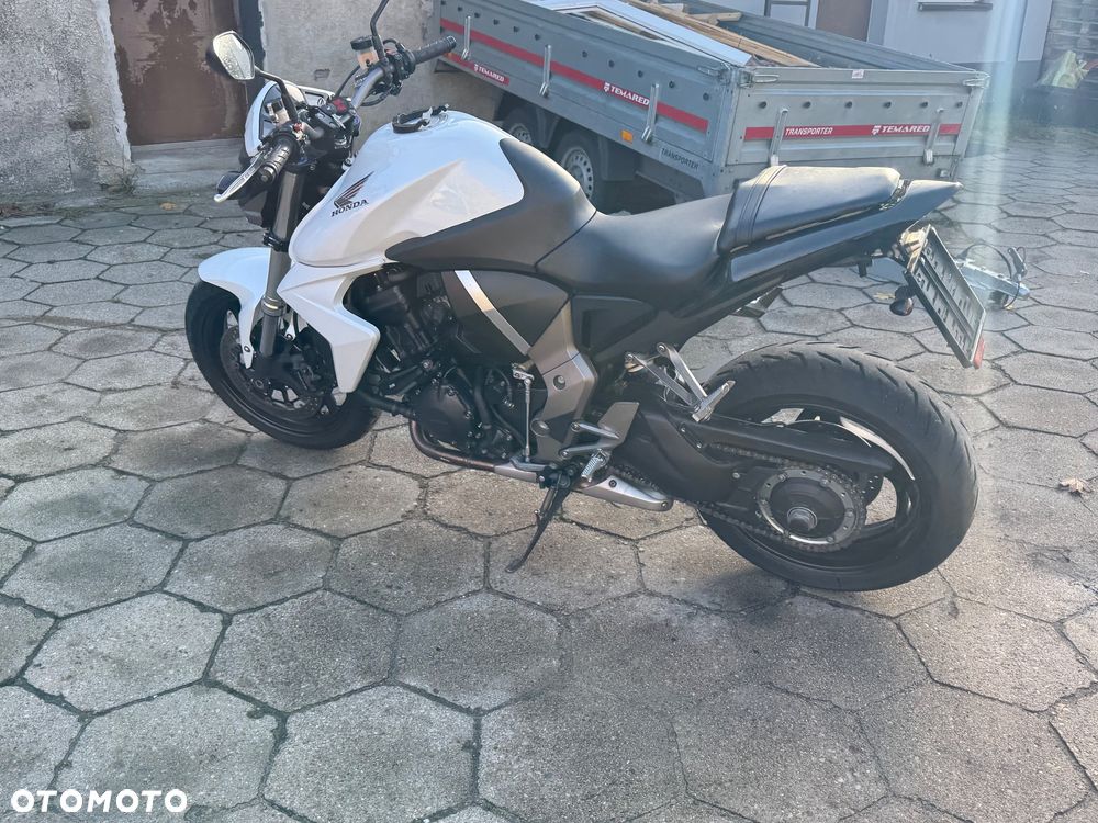 Honda CB - 10