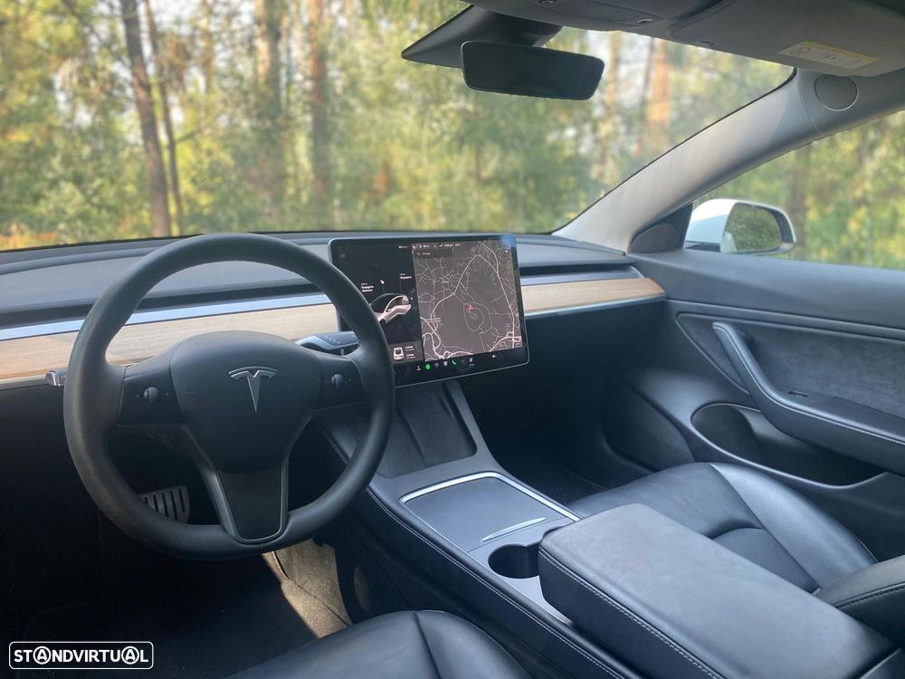Tesla Model 3 Performance Dual Motor AWD - 28