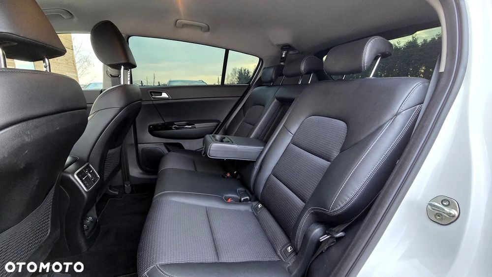 Kia Sportage 1.6 CRDI MHEV L Business Line 2WD DCT - 30