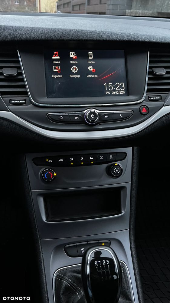 Opel Astra 1.5 D Start/Stop Business Edition - 11