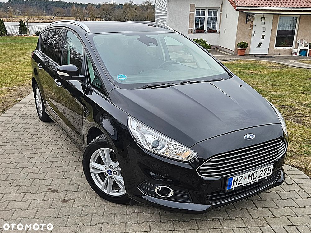 Ford S-Max - 11