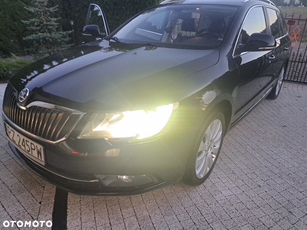 Skoda Superb 2.0 TDI Comfort DSG - 9