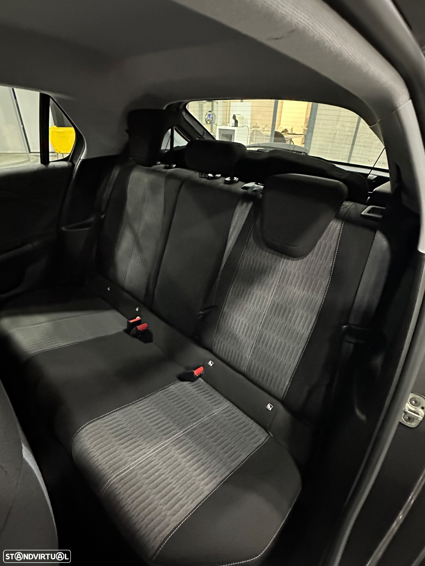Opel Corsa 1.2 Elegance - 19