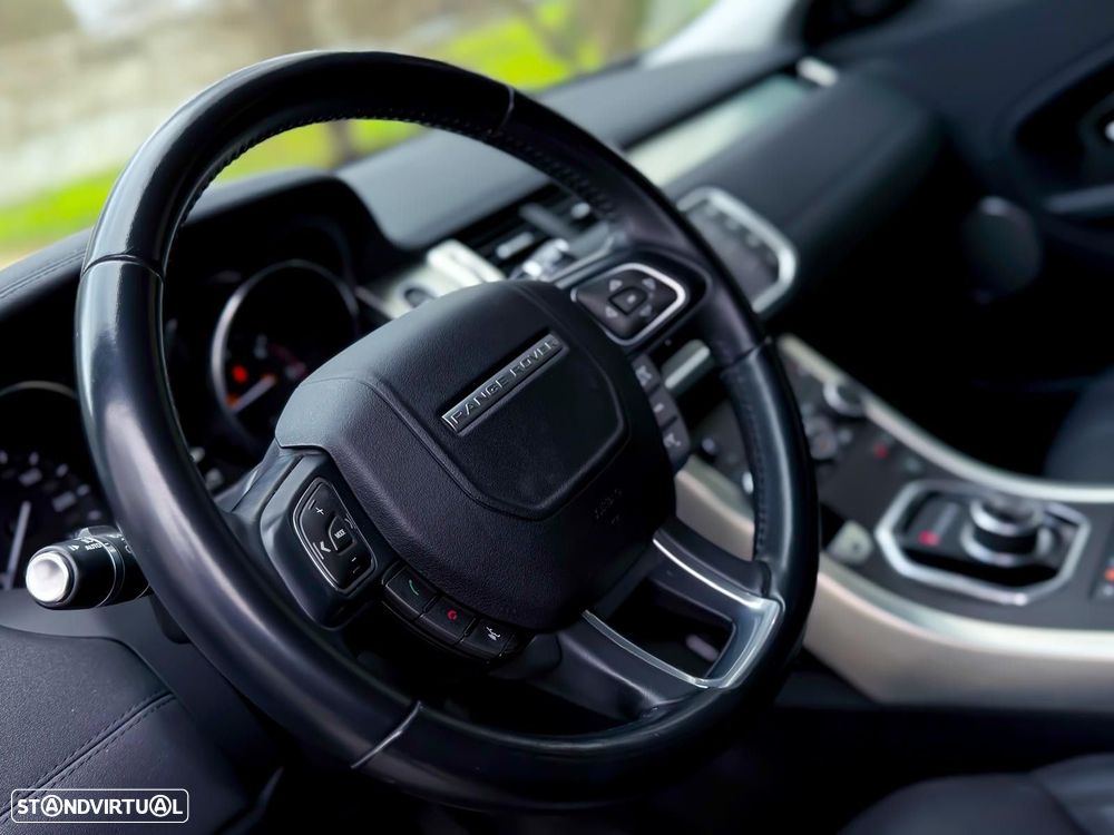 Land Rover Range Rover Evoque 2.0 TD4 SE Dynamic Auto - 25