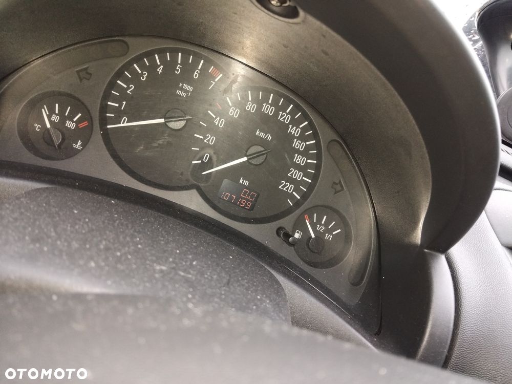 Opel Corsa C  z silnikiem  1,2 Z12XE  i skrzynią manualną F13 części - 6