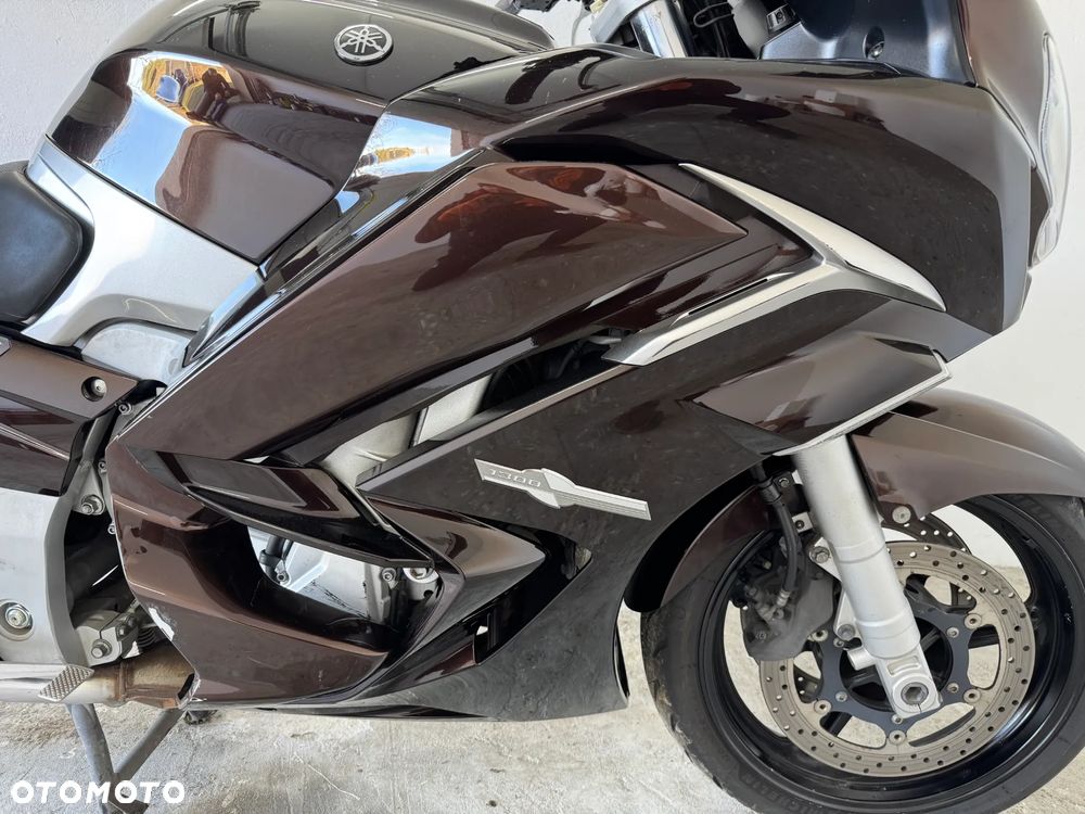 Yamaha FJR - 17