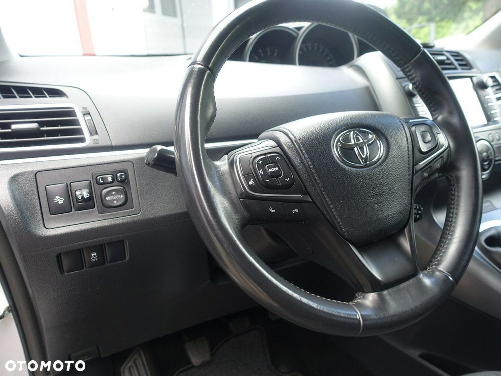 Toyota Verso 1.6 D-4D Active 7os EU6 - 14