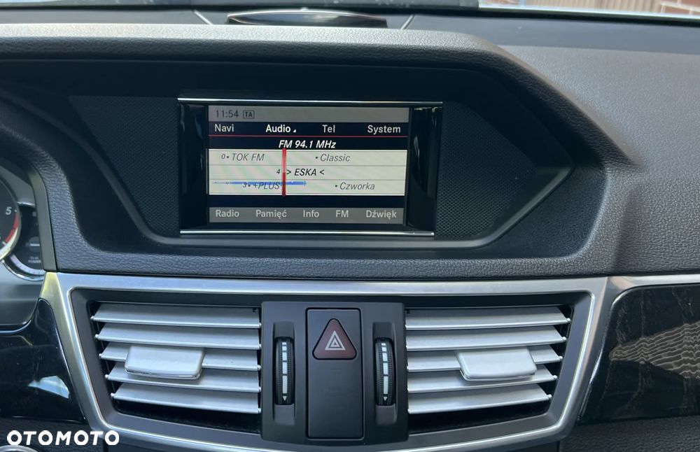 Mercedes-Benz Klasa E 300 BlueTEC Hybrid Avantgarde - 20