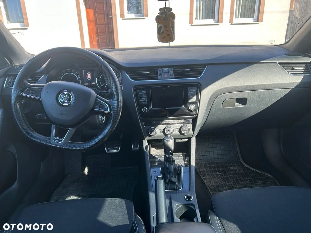 Skoda Octavia 2.0 TDI 4x4 DSG RS - 12