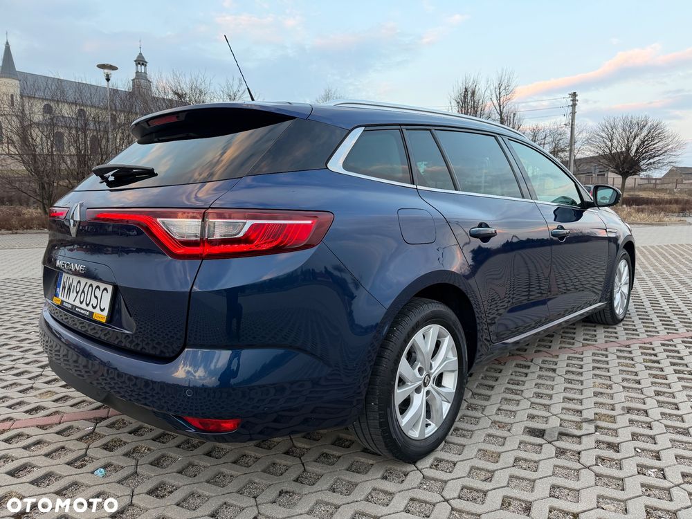 Renault Megane 1.5 Blue dCi Intens - 9